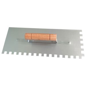 Desempenadeira Aço Dentada 14,5x38,5cm C/Cabo Madeira Compel
